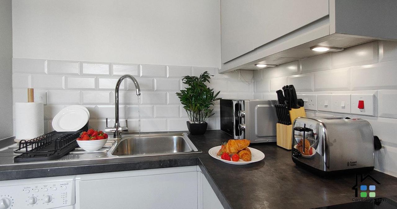 Cambridge Stays Central Apart Hotel 1Br Flats-Easy Walk To City Centre-Parking מראה חיצוני תמונה